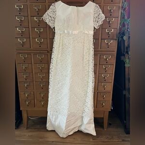 Vintage Lorrie Deb Elegant White Lace Gown